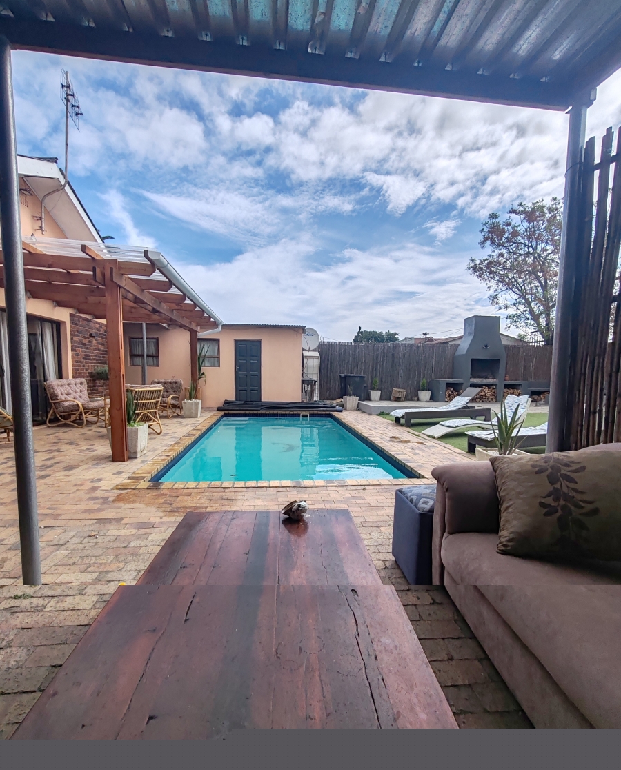 3 Bedroom Property for Sale in Russels Rest Western Cape